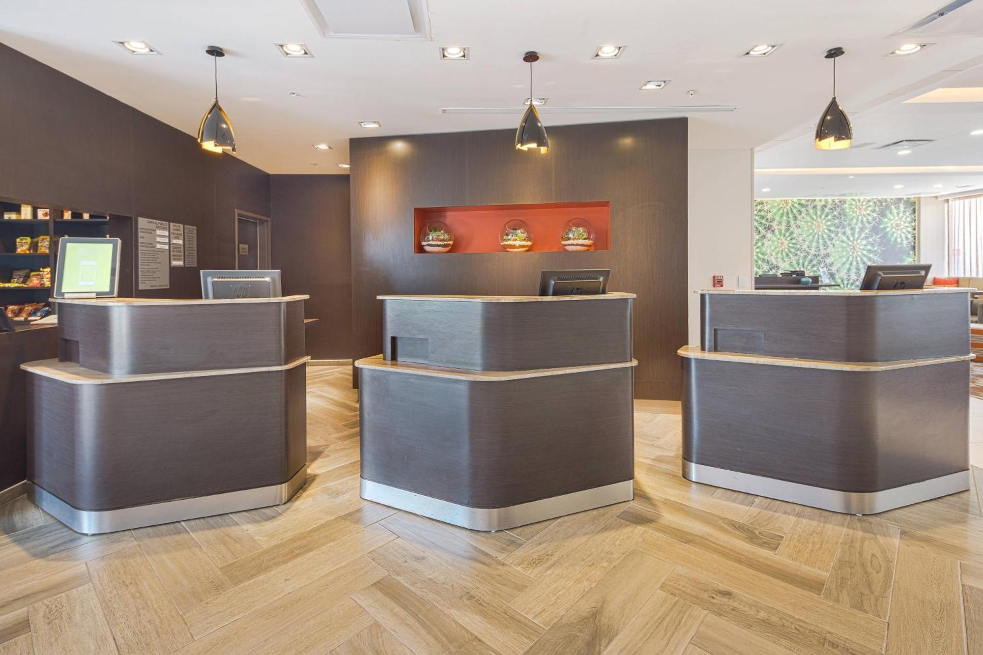 Courtyard By Marriott Saltillo Eksteriør bilde