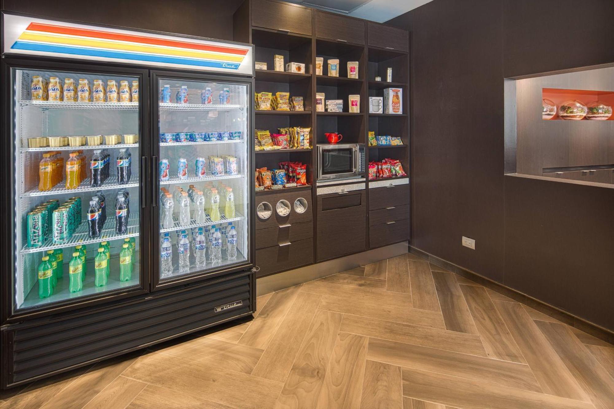 Courtyard By Marriott Saltillo Eksteriør bilde