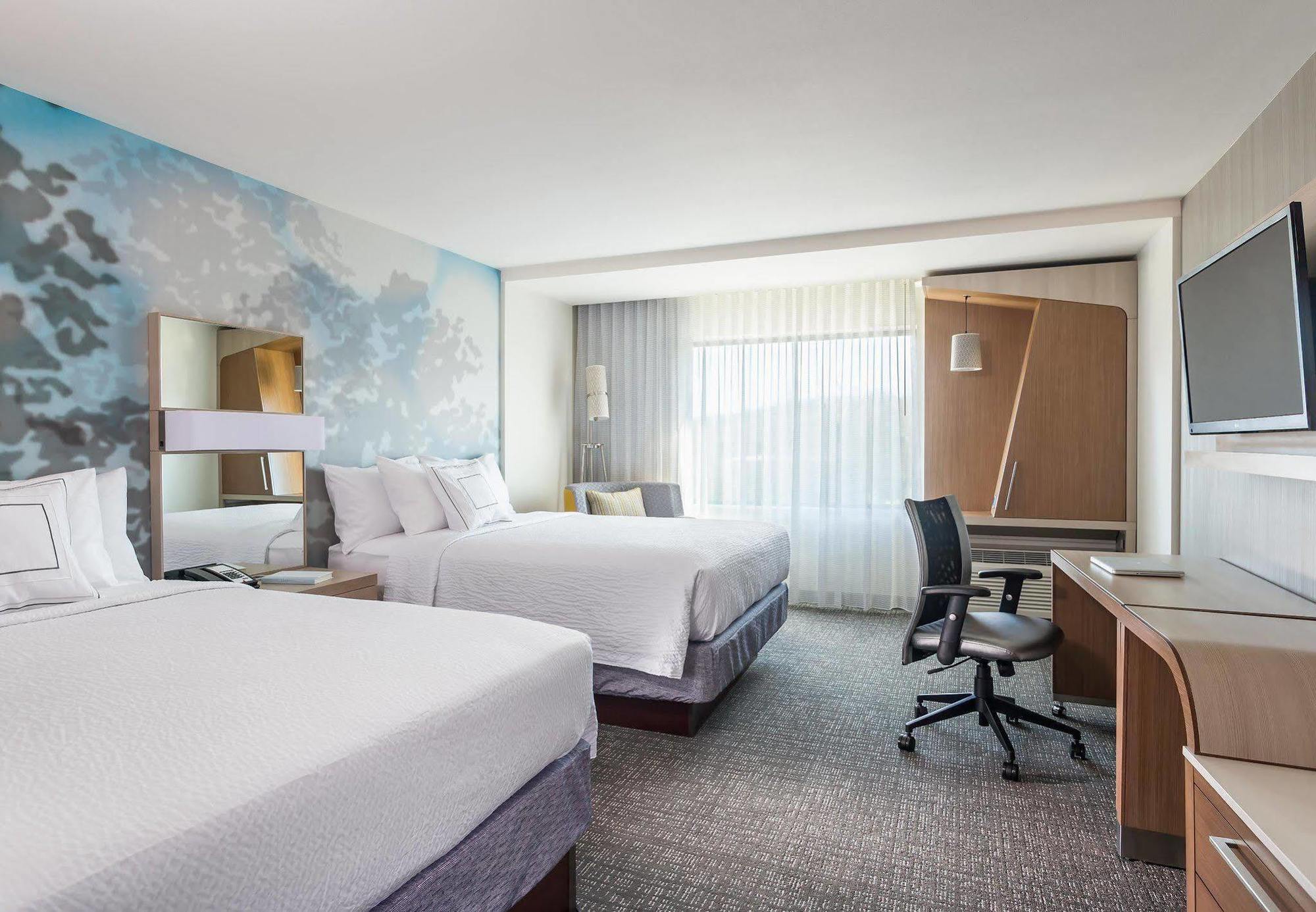 Courtyard By Marriott Saltillo Eksteriør bilde